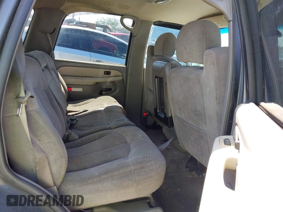 2002 Chevrolet Tahoe LS z VIN 1GNEC13V92R305304, wystawiony jako IAAI lot #41851210 z przebiegiem Nie podano mil oraz . Historia ofert i sprzedaży dostępna na DreamBid. Obrazek 8.