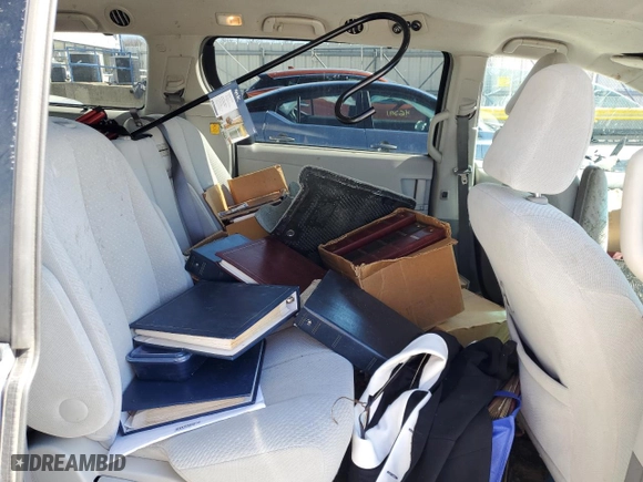 2011 Toyota Sienna LE AAS with VIN 5TDKK3DC5BS009950, listed as a Copart auction lot 46525475 with 0 mi miles and Non Repairable. Bid and sale history available at carsss.com. Image 11.