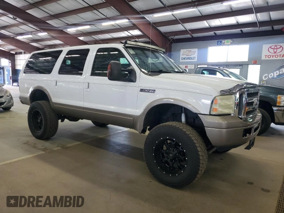 2005 Ford Excursion Eddie Bauer with VIN 1FMSU45P25EC42465, listed as a Copart auction lot 65351125 with 232,471 mi miles and Clean title. Bid and sale history available at DreamBid. Image 4.
