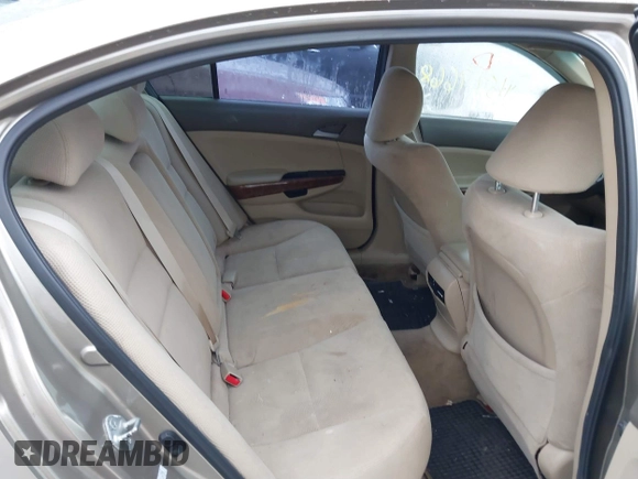 2010 Honda Accord EX z VIN 5KBCP3F73AB004739, wystawiony jako IAAI lot #41527668 z przebiegiem 206 667 mil mil oraz . Historia ofert i sprzedaży dostępna na DreamBid. Obrazek 8.