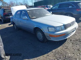 1990 Lexus LS z VIN JT8UF11E9L0025885, wystawiony jako IAAI lot #41330993 z przebiegiem 162 255 mil mil oraz . Historia ofert i sprzedaży dostępna na DreamBid. Obrazek 1.