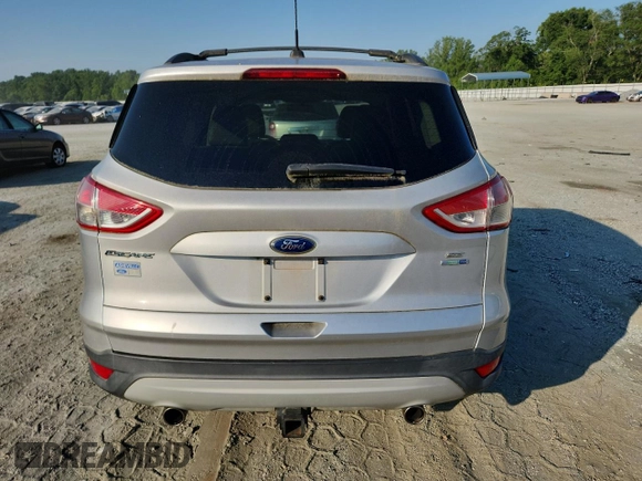 2013 Ford Escape SE z VIN 1FMCU9G92DUD07397, wystawiony jako Copart lot #63110315 z przebiegiem 167 296 mil mil oraz Czysty tytuł • Clean title. Historia ofert i sprzedaży dostępna na DreamBid. Obrazek 6.