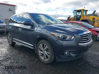 2013 Infiniti JX35 with VIN 5N1AL0MM6DC342383, listed as a IAAI auction lot 40825950 with 105,979 mi miles. Bid and sale history available at carsss.com. Image 1.
