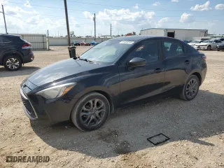 2019 Toyota Yaris Sedan L with VIN 3MYDLBYVXKY521550, listed as a Copart auction lot 61929254 with 47,974 mi miles and Salvage Title. Bid and sale history available at carsss.com. Image 1.