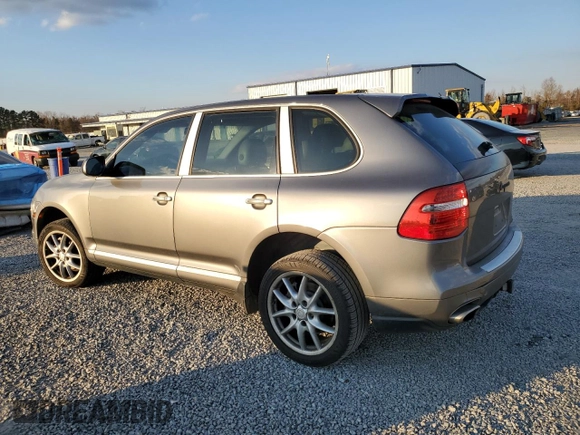 2010 Porsche Cayenne z VIN WP1AA2AP6ALA06294, wystawiony jako Copart lot #81349684 z przebiegiem 142 992 mil mil oraz Szkody całkowita. Historia ofert i sprzedaży dostępna na DreamBid. Obrazek 2.