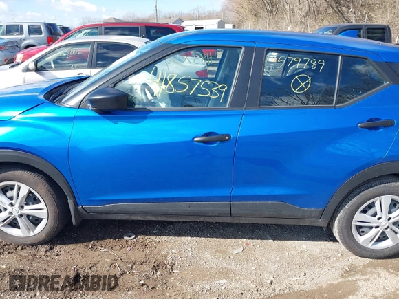 2024 Nissan Kicks S with VIN 3N1CP5BV1RL579789, listed as a IAAI auction lot 41857539 with 1,931 mi miles and . Bid and sale history available at carsss.com. Image 14.