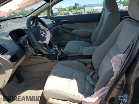 2009 Honda Civic LX z VIN 19XFA16559E020457, wystawiony jako Copart lot #58721185 z przebiegiem Nie podano mil oraz Szkoda całkowita • Salvage title. Historia ofert i sprzedaży dostępna na DreamBid. Obrazek 7.