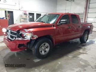 2008 Dodge Dakota SLT z VIN 1D7HW48N38S542692, wystawiony jako IAAI lot #41554521 z przebiegiem 166 482 mil mil oraz . Historia ofert i sprzedaży dostępna na DreamBid. Obrazek 20.