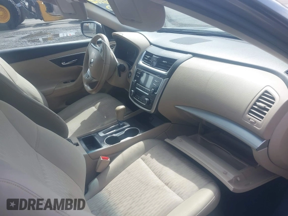 2017 Nissan Altima SV with VIN 1N4AL3AP8HC186315, listed as a IAAI auction lot 41967623 with 89,199 mi miles and . Bid and sale history available at carsss.com. Image 5.
