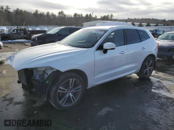 2018 Volvo XC60 Momentum z VIN LYVA22RK4JB113565, wystawiony jako Copart lot #45884295 z przebiegiem 69 389 mil mil oraz Szkoda całkowita • Salvage title. Historia ofert i sprzedaży dostępna na DreamBid. Obrazek 1.