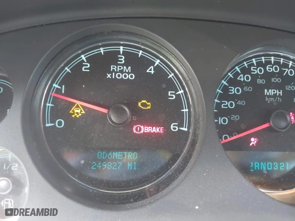 2008 Chevrolet Avalanche LT w/3LT with VIN 3GNEC12008G113297, listed as a IAAI auction lot 41849301 with 249,827 mi miles. Bid and sale history available at carsss.com. Image 7.