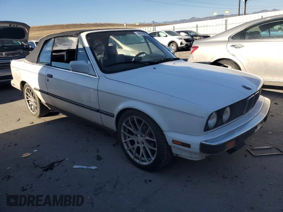 1989 BMW 3 Series z VIN WBABB1308K8275640, wystawiony jako Copart lot #44318675 z przebiegiem 182 867 mil mil oraz Czysty tytuł • Clean title. Historia ofert i sprzedaży dostępna na DreamBid. Obrazek 4.