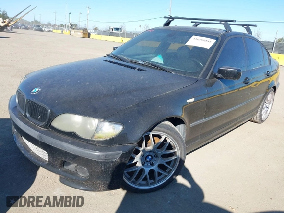 2005 BMW 3 Series 330i with VIN WBAEV53445KM41495, listed as a IAAI auction lot 41659065 with 164,868 mi miles. Bid and sale history available at carsss.com. Image 2.