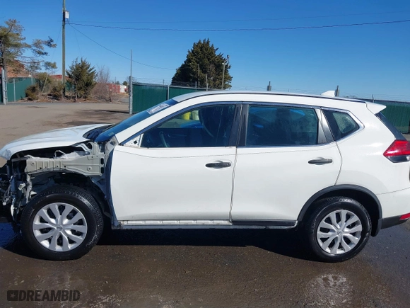 2017 Nissan Rogue SL with VIN 5N1AT2MV0HC890986, listed as a IAAI auction lot 41554821 with 102,481 mi miles. Bid and sale history available at carsss.com. Image 15.