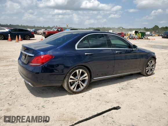 2020 Mercedes-Benz C 300 with VIN 55SWF8DB1LU326414, listed as a Copart auction lot 58717905 with 33,471 mi miles and Salvage title. Bid and sale history available at DreamBid. Image 3.