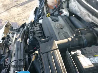 2014 Volkswagen Tiguan SEL with VIN WVGAV3AX8EW538318, listed as a IAAI auction lot 41277703 with 130,827 mi miles and . Bid and sale history available at DreamBid. Image 20.