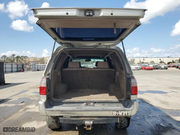 2000 Toyota 4Runner SR5 with VIN JT3HN86R4Y0283799, listed as a Copart auction lot 44726545 with 284,241 mi miles and Salvage Title. Bid and sale history available at carsss.com. Image 6.