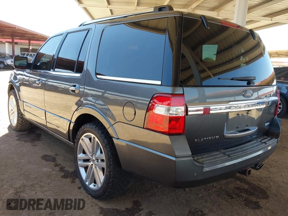 2017 Ford Expedition Platinum z VIN 1FMJU1MT5HEA25988, wystawiony jako IAAI lot #42577390 z przebiegiem 185 037 mil mil oraz . Historia ofert i sprzedaży dostępna na DreamBid. Obrazek 3.