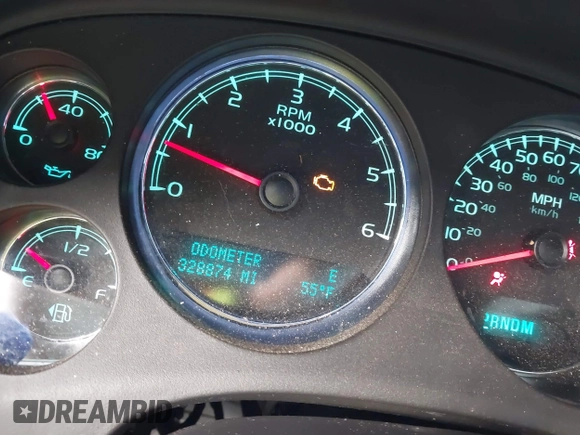 2011 Chevrolet Suburban LT z VIN 1GNSCJE0XBR133465, wystawiony jako IAAI lot #42294755 z przebiegiem 328 824 mil mil oraz . Historia ofert i sprzedaży dostępna na DreamBid. Obrazek 7.