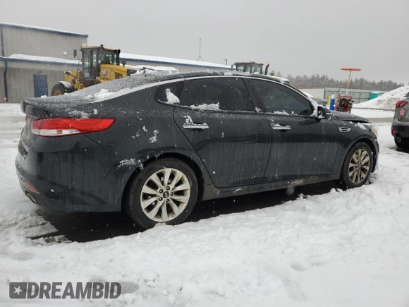 2016 Kia Optima EX with VIN 5XXGU4L36GG034257, listed as a Copart auction lot 46502445 with 114,801 mi miles and Salvage Title. Bid and sale history available at carsss.com. Image 3.