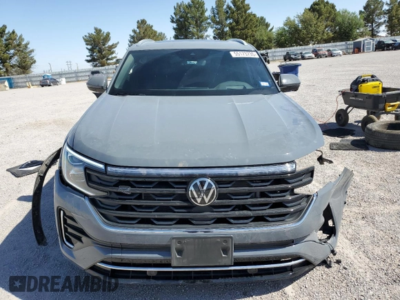 2024 Volkswagen Atlas SEL R-Line с VIN 1V2AE2CA8RC257164, выставлен на аукционе Copart как лот 55173735 с пробегом 2 906 миль миль и Списание • Salvage title. История ставок и продаж доступна на DreamBid. Изображение 5.