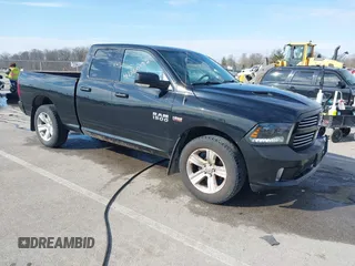 2015 Ram 1500 Sport z VIN 1C6RR7HT3FS549605, wystawiony jako IAAI lot #41860192 z przebiegiem 120 136 mil mil oraz . Historia ofert i sprzedaży dostępna na DreamBid. Obrazek 1.