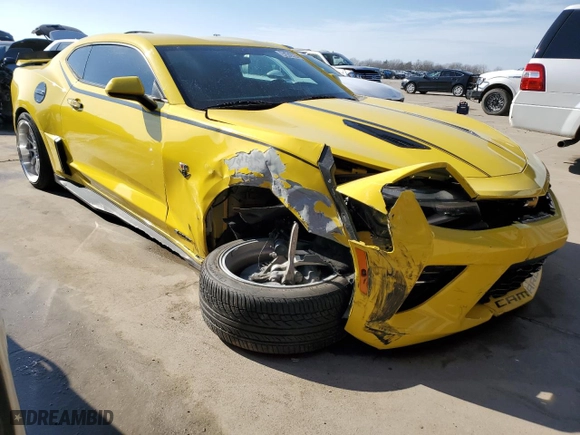 2017 Chevrolet Camaro 1SS with VIN 1G1FF1R73H0160330, listed as a Copart auction lot 45424845 with 23,255 mi miles and Clean Title. Bid and sale history available at carsss.com. Image 4.