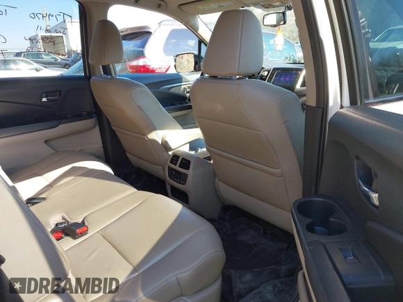 2016 Honda Pilot EX-L with VIN 5FNYF6H50GB073384, listed as a IAAI auction lot 41639667 with 99,267 mi miles. Bid and sale history available at carsss.com. Image 8.