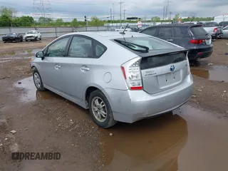 2010 Toyota Prius II with VIN JTDKN3DU1A0014404, listed as a IAAI auction lot 42118661 with 219,306 mi miles. Bid and sale history available at carsss.com. Image 3.