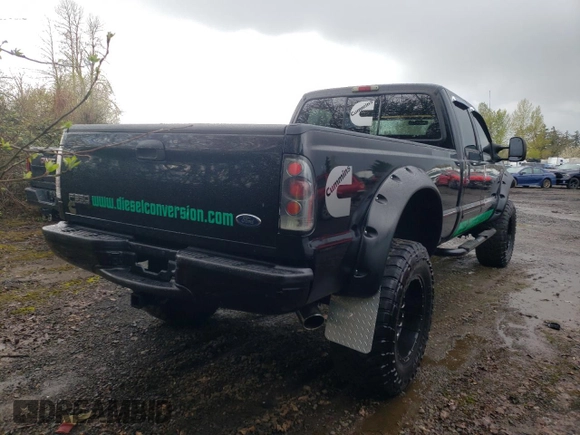2003 Ford F-350 XL z VIN 1FTSW31P13EC37897, wystawiony jako Copart lot #50822185 z przebiegiem Nie podano mil oraz Czysty tytuł • Clean title. Historia ofert i sprzedaży dostępna na DreamBid. Obrazek 3.