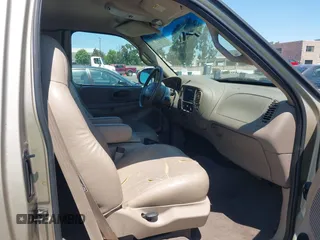 2000 Ford F-150 XL with VIN 1FTRX17L7YKA00540, listed as a IAAI auction lot 42739489 with Not provided miles and . Bid and sale history available at DreamBid. Image 5.