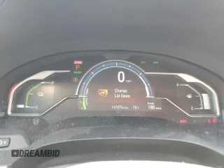 2018 Honda Clarity with VIN JHMZC5F1XJC011632, listed as a Copart auction lot 71693242 with 137,475 mi miles. Bid and sale history available at carsss.com. Image 9.