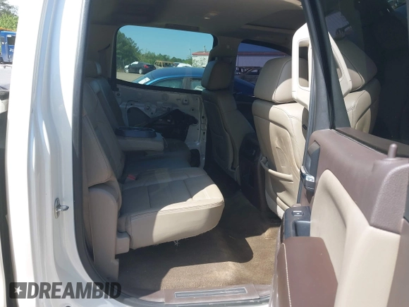 2015 GMC Sierra 1500 Denali with VIN 3GTU2WEJ7FG460695, listed as a IAAI auction lot 42023393 with 116,761 mi miles and . Bid and sale history available at DreamBid. Image 8.