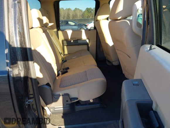 2011 Ford F-250 XL with VIN 1FT7W2A63BEC39043, listed as a IAAI auction lot 40421798 with 54,292 mi miles and . Bid and sale history available at carsss.com. Image 8.