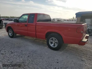 2002 GMC Sonoma SLS with VIN 1GTCS195828118247, listed as a Copart auction lot 53692135 with 198,055 mi miles and Clean Title. Bid and sale history available at carsss.com. Image 2.