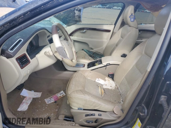 2008 Volvo V70 with VIN YV1BW982681051052, listed as a Copart auction lot 57640395 with 110,228 mi miles and Salvage title. Bid and sale history available at DreamBid. Image 7.