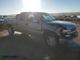 1999 Chevrolet Silverado 1500 LS with VIN 2GCEC19T5X1201987, listed as a Copart auction lot 43392405 with 332,753 mi miles and Salvage Title. Bid and sale history available at carsss.com. Image 4.