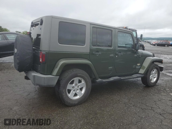 2007 Jeep Wrangler Unlimited Sahara z VIN 1J4GA59127L106988, wystawiony jako Copart lot #59750975 z przebiegiem 154 233 mil mil oraz Czysty tytuł • Clean title. Historia ofert i sprzedaży dostępna na DreamBid. Obrazek 3.