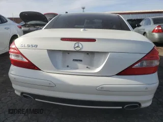 2008 Mercedes-Benz SL 550 z VIN WDBSK71FX8F136660, wystawiony jako Copart lot #53277185 z przebiegiem 74 827 mil mil oraz Szkoda całkowita • Salvage title. Historia ofert i sprzedaży dostępna na DreamBid. Obrazek 6.
