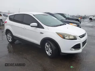 2015 Ford Escape SE with VIN 1FMCU0G78FUA12186, listed as a IAAI auction lot 41105271 with 1 mi miles. Bid and sale history available at carsss.com. Image 1.