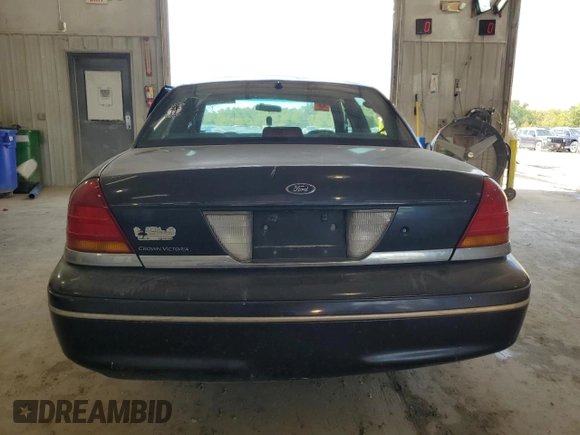 1999 Ford Crown Victoria Police с VIN 2FAFP71WXXX192272, выставлен на аукционе Copart как лот 73577384 с пробегом 278 535 миль миль и Списание • Salvage title. История ставок и продаж доступна на DreamBid. Изображение 6.