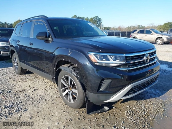 2022 Volkswagen Atlas 2.0T SE with VIN 1V2DP2CA4NC532255, listed as a IAAI auction lot 41596701 with 33,352 mi miles. Bid and sale history available at carsss.com. Image 1.