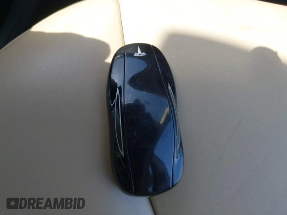 2013 Tesla Model S z VIN 5YJSA1CN5DFP20579, wystawiony jako IAAI lot #41983339 z przebiegiem 80 118 mil mil oraz . Historia ofert i sprzedaży dostępna na DreamBid. Obrazek 11.