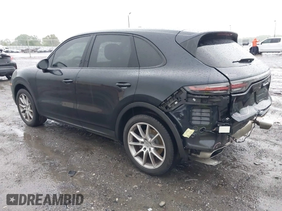 2021 Porsche Cayenne z VIN WP1AA2AY9MDA05163, wystawiony jako IAAI lot #41972992 z przebiegiem 36 317 mil mil oraz . Historia ofert i sprzedaży dostępna na DreamBid. Obrazek 3.