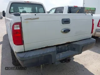 2015 Ford F-250 XLT with VIN 1FT7X2BT8FEA63663, listed as a IAAI auction lot 42135275 with 169,164 mi miles and . Bid and sale history available at DreamBid. Image 6.