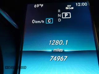 2019 Mercedes-Benz C 300 с VIN WDDWK8EB7KF779240, выставлен на аукционе IAAI как лот 42093433 с пробегом 74 967 миль миль и . История ставок и продаж доступна на DreamBid. Изображение 15.