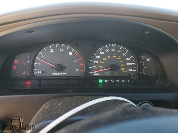 2000 Toyota 4Runner SR5 with VIN JT3HN86RXY0262262, listed as a Copart auction lot 47325895 with 235,112 mi miles and Salvage Title. Bid and sale history available at carsss.com. Image 9.