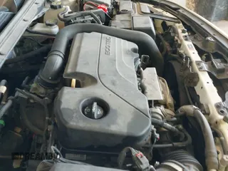 2019 Chevrolet Malibu LT с VIN 1G1ZD5ST8KF119973, выставлен на аукционе IAAI как лот 43211680 с пробегом 170 580 миль миль и . История ставок и продаж доступна на DreamBid. Изображение 19.