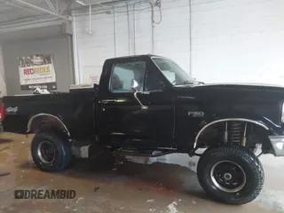 1996 Ford F-150 with VIN 1FTEF14H8TLB38284, listed as a IAAI auction lot 41236907 with 175,998 mi miles. Bid and sale history available at carsss.com. Image 13.