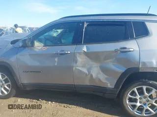 2023 Jeep Compass Latitude Lux z VIN 3C4NJDFN4PT530739, wystawiony jako IAAI lot #42038351 z przebiegiem 32 574 mil mil oraz . Historia ofert i sprzedaży dostępna na DreamBid. Obrazek 15.